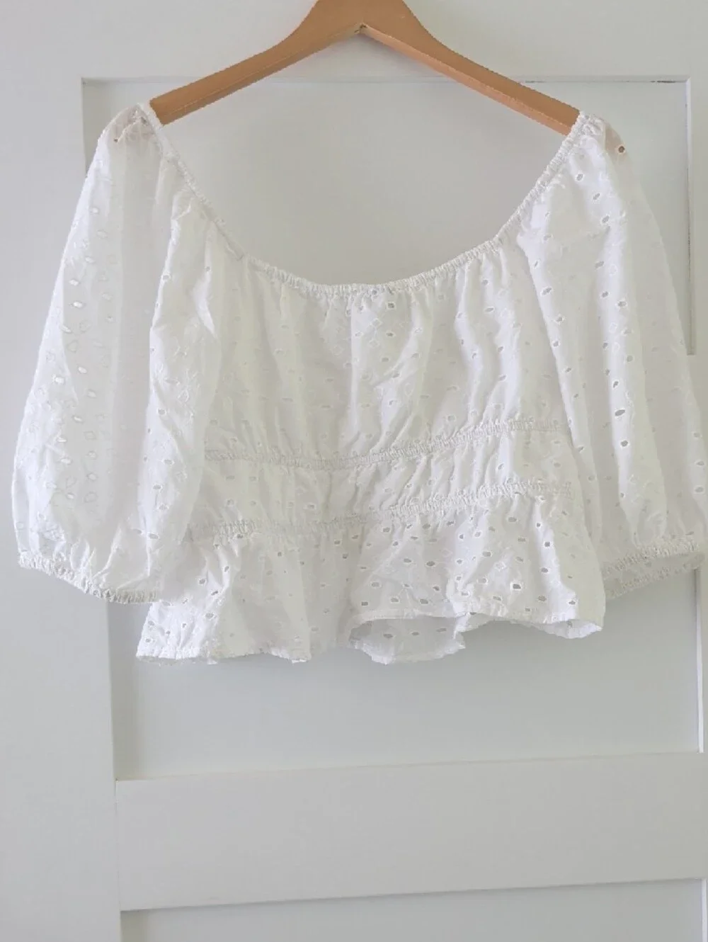 Crisp White Eyelet Puff Sleeve Peplum Crop Top Cottagecore Boho Small - Picture 4 of 5
